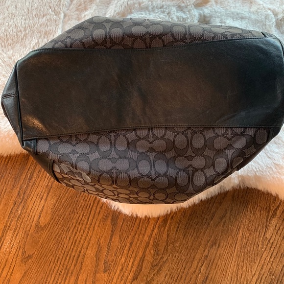 Coach bag. - Picture 12 of 14